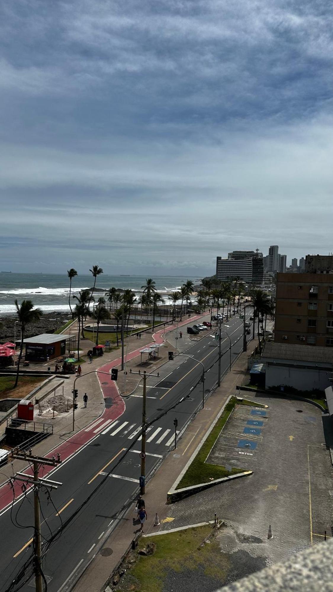 Apartamento Inteiro Frente Ao Mar De Ondina Salvador Extérieur photo